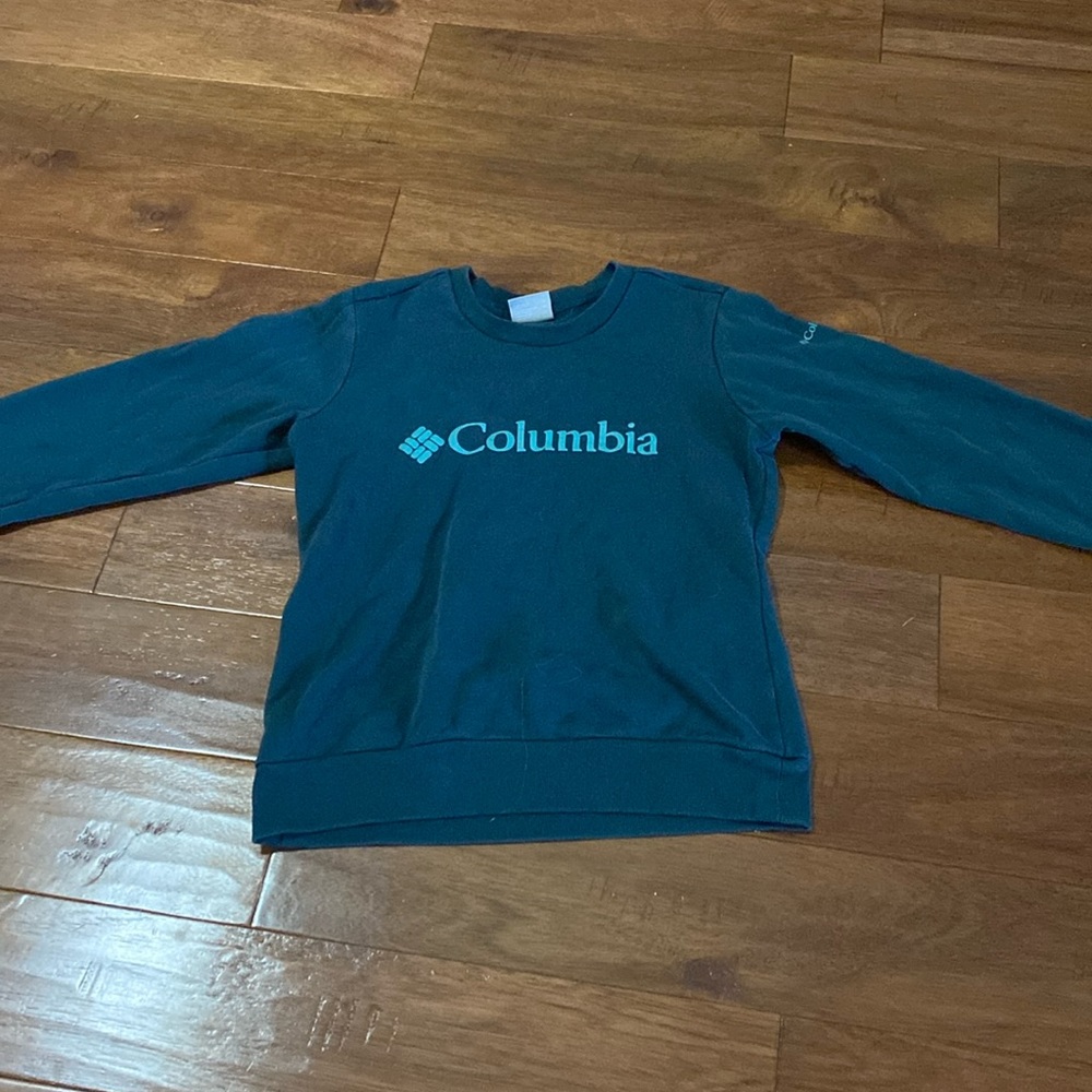Columbia sweatshirt